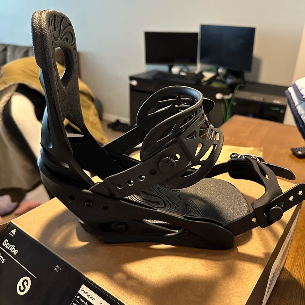 Burton Scribe snowboard bindings